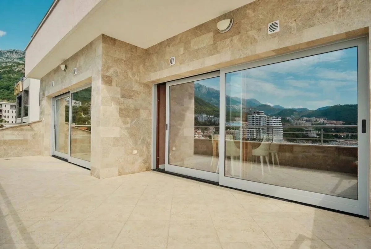 Sale, four bedroom apartment, 350m², Rafailovići, Budva