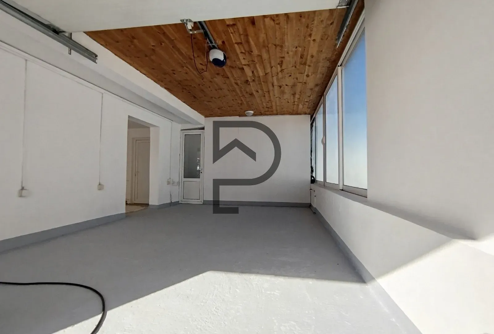 Rent, apartment, 330m², Tološi, Podgorica