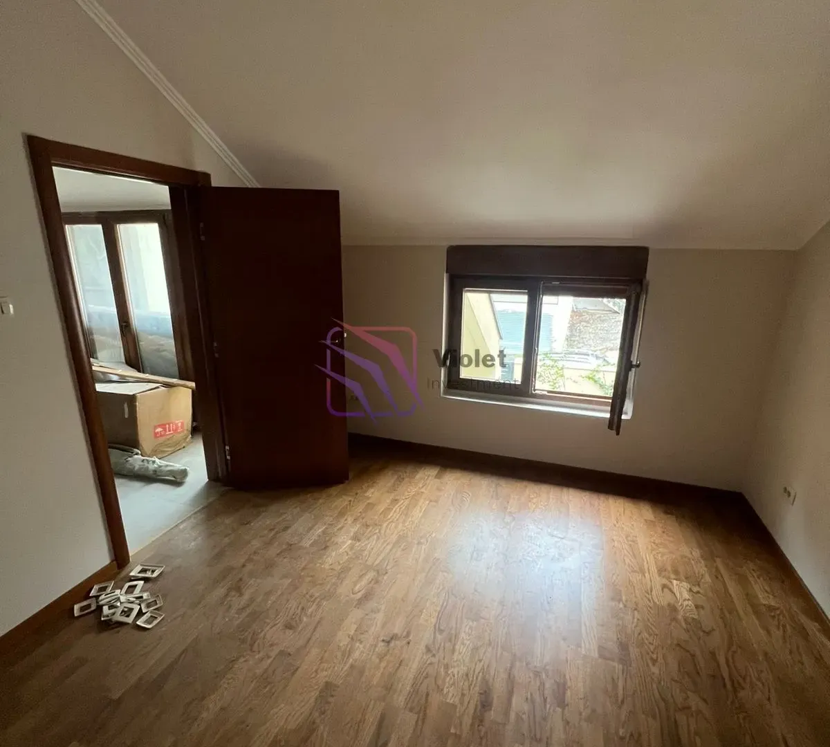 Prodaja, kuća, 400m², Gorica C, Podgorica