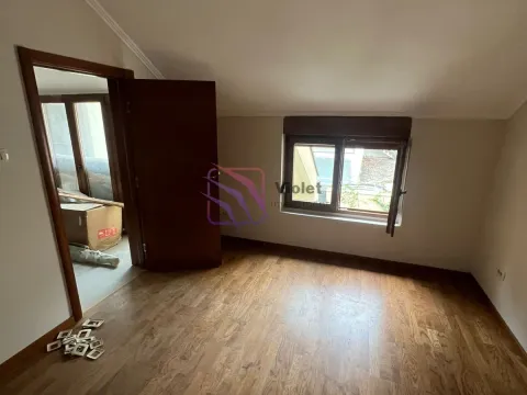 Prodaja, kuća, 400m², Gorica C, Podgorica - image 4