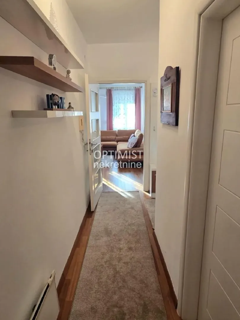 Izdavanje, dvosoban stan, 64m², Vračar Centar, Vračar Sve Podlokacije
