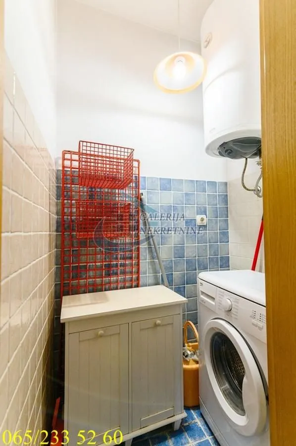 Sale, three bedroom apartment, 78m², Stari Grad, Beograd