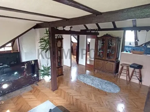 Stan in Kanarevo Brdo