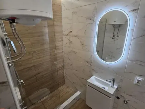 Prodaja, jednosoban stan, 21m², Centar, Novi Sad - image 18