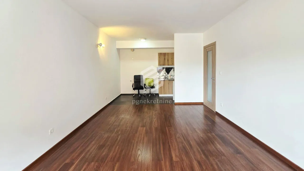 Rent, two bedroom apartment, 69m², City Kvart, Podgorica
