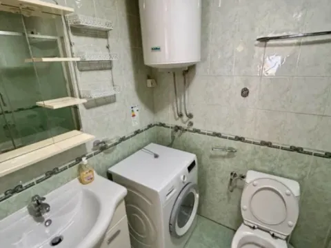 Izdavanje, jednosoban stan, 56m², Obala Morače, Podgorica - image 9