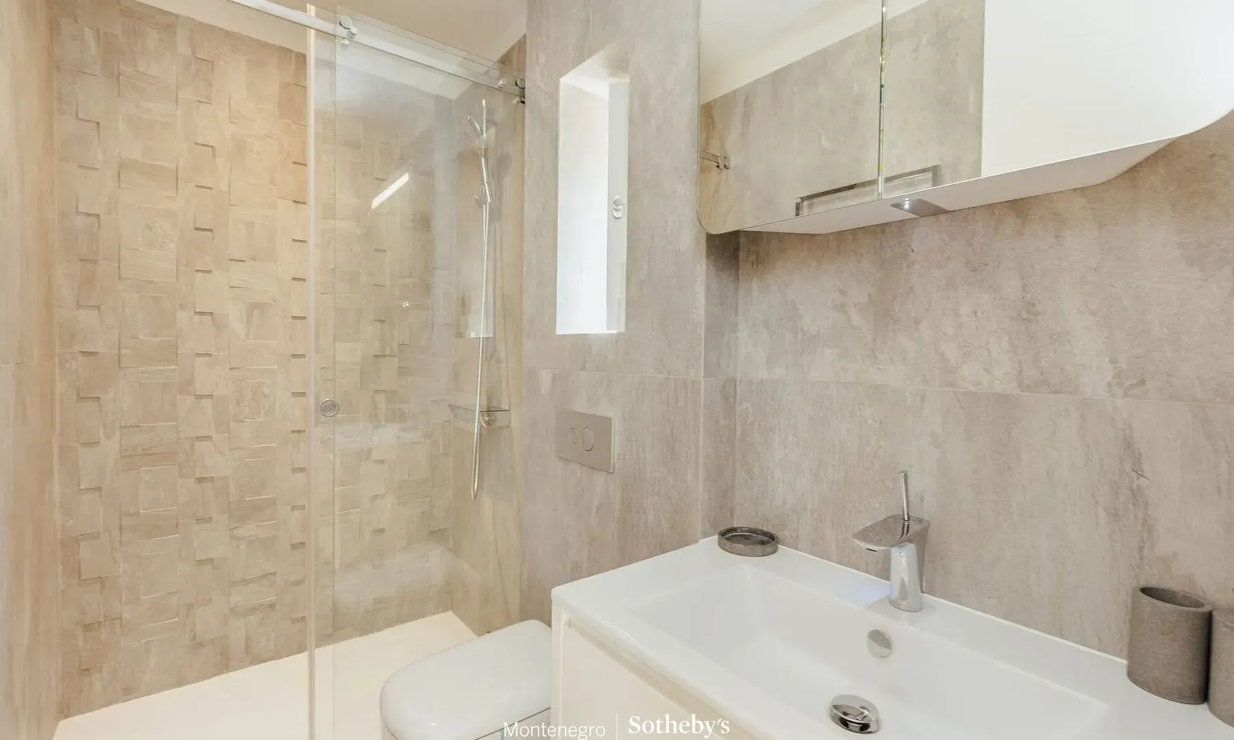 Sale, house, 321m², Pržno, Budva