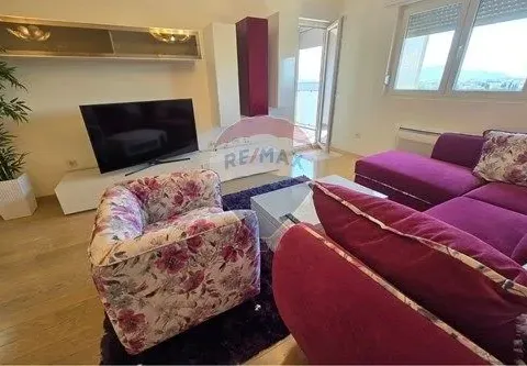 Izdavanje, dvosoban stan, 72m², City Kvart, Podgorica - image 10