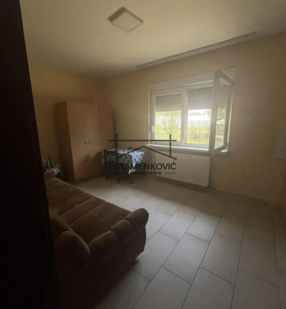 Prodaja, kuća, 214m², Kovilj, Novi Sad Sve Podlokacije