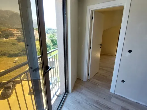 Sale, two bedroom apartment, 90m², Dumidran, Tivat - image 5