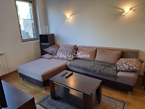 Rent, two bedroom apartment, 55m², Stari Grad, Beograd - image 2
