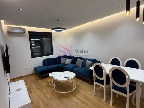 Izdavanje, dvosoban stan, 53m², City Kvart, Podgorica - image 1