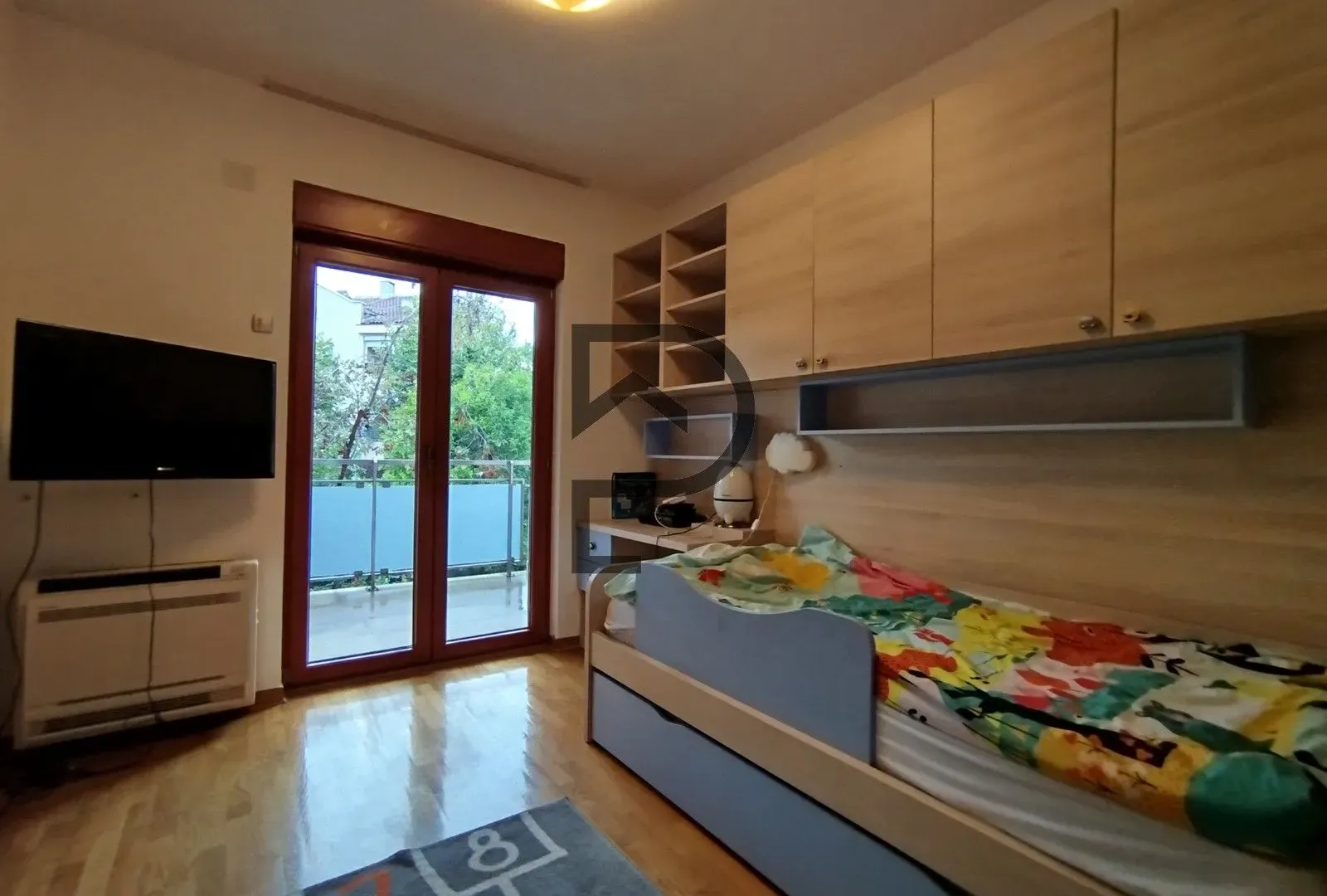 Rent, apartment, 155m², Gorica C, Podgorica