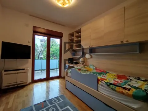 Izdavanje, stan, 155m², Gorica C, Podgorica - image 5