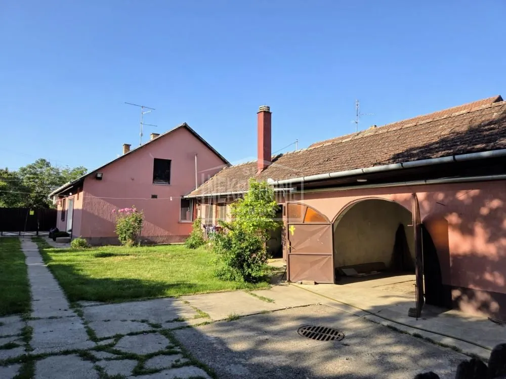 Prodaja, kuća, 100m², Bajmok, Subotica