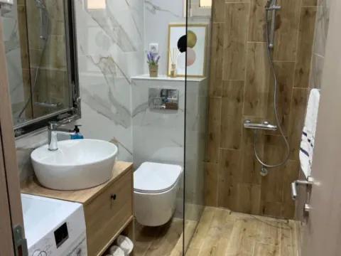 Izdavanje, garsonjera, 35m², Budva, Crna Gora - image 7