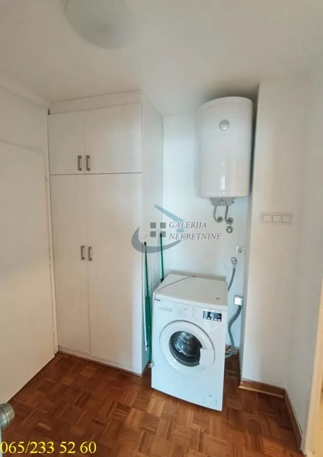 Izdavanje, dvosoban stan, 56m², Novi Beograd Blok 28, Novi Beograd Sve Podlokacije