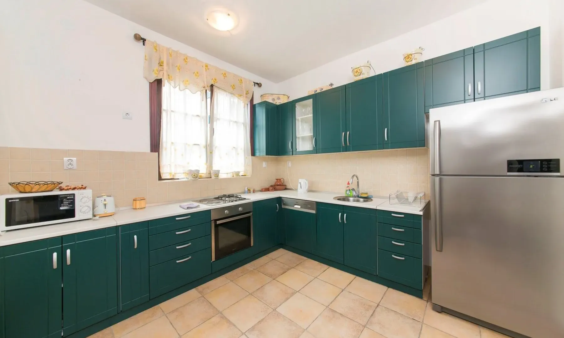 Sale, house, 235m², Kostanjica, Kotor