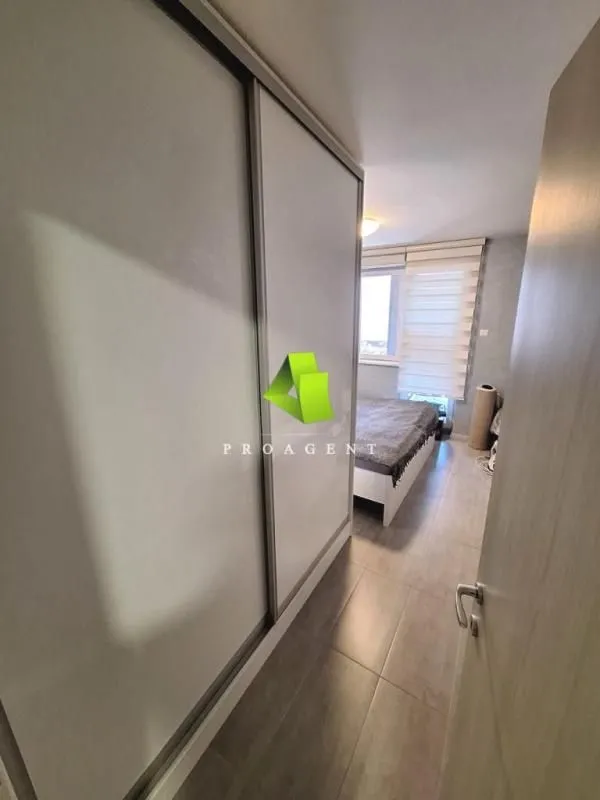 Prodaja, trosoban stan, 98m², Medijana, Niš