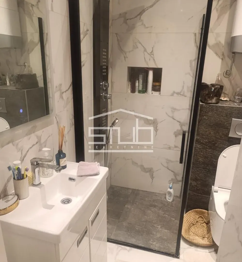 Rent, apartment, 158m², Senjak, Beograd