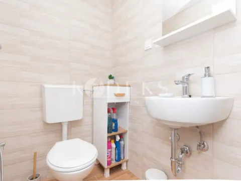 Rent, two bedroom apartment, 76m², Centar, Podgorica - image 7