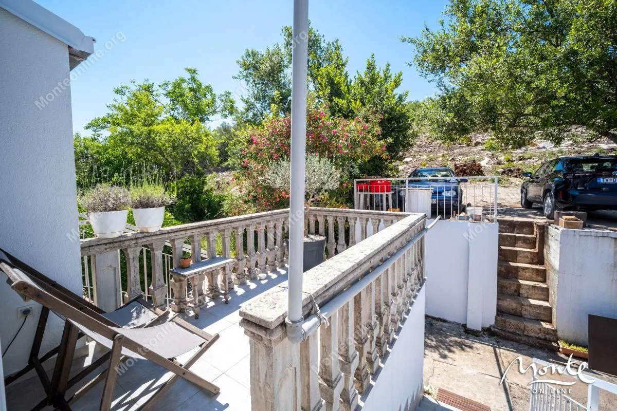Prodaja, jednosoban stan, 33m², Krašići, Tivat