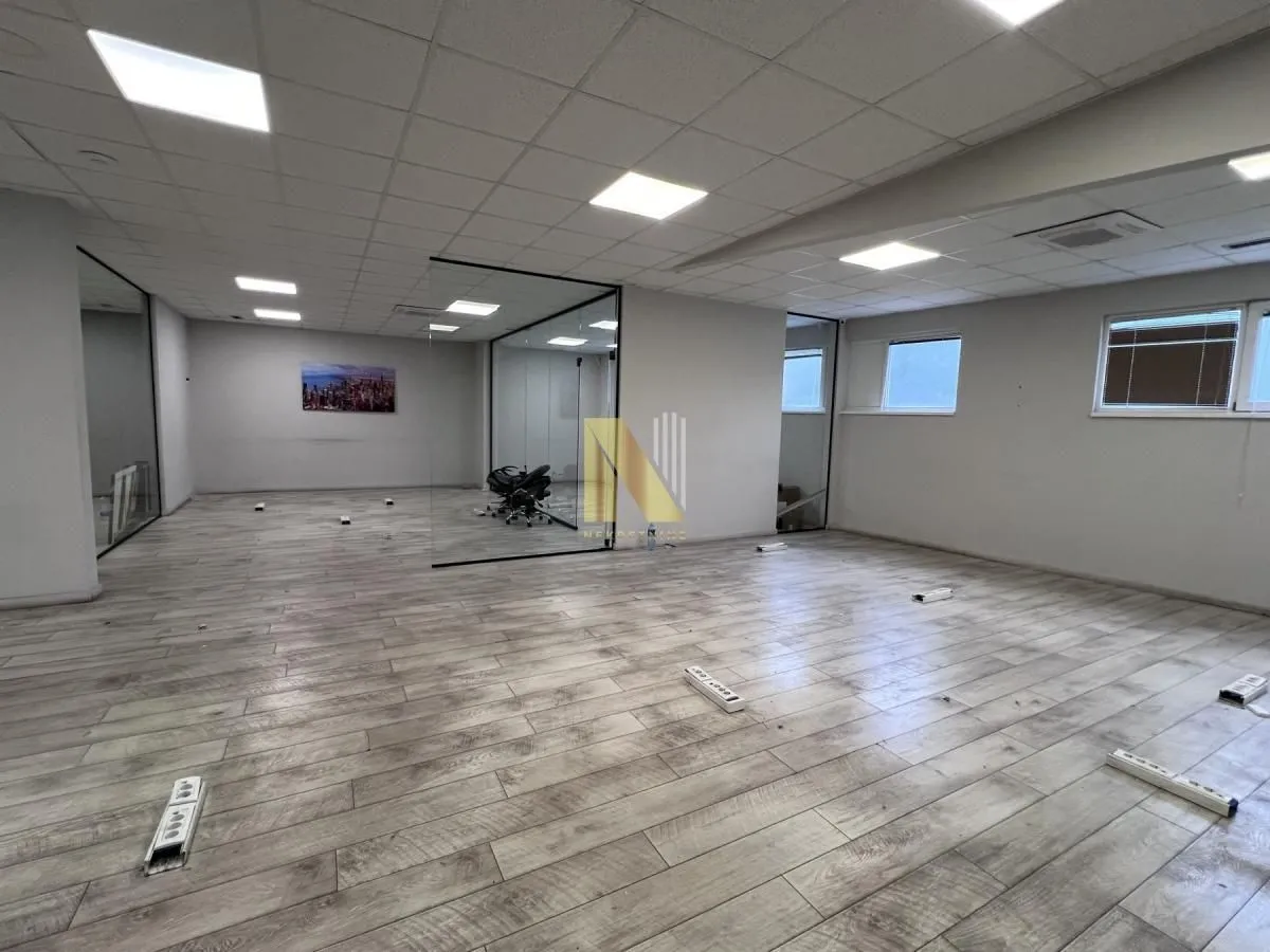 Rent, office space, 308m², Centar, Novi Sad