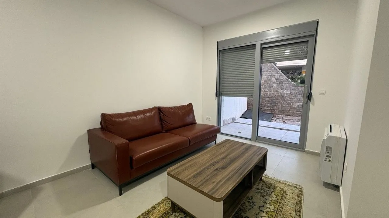 Prodaja, jednosoban stan, 76m², Tivat, Crna Gora