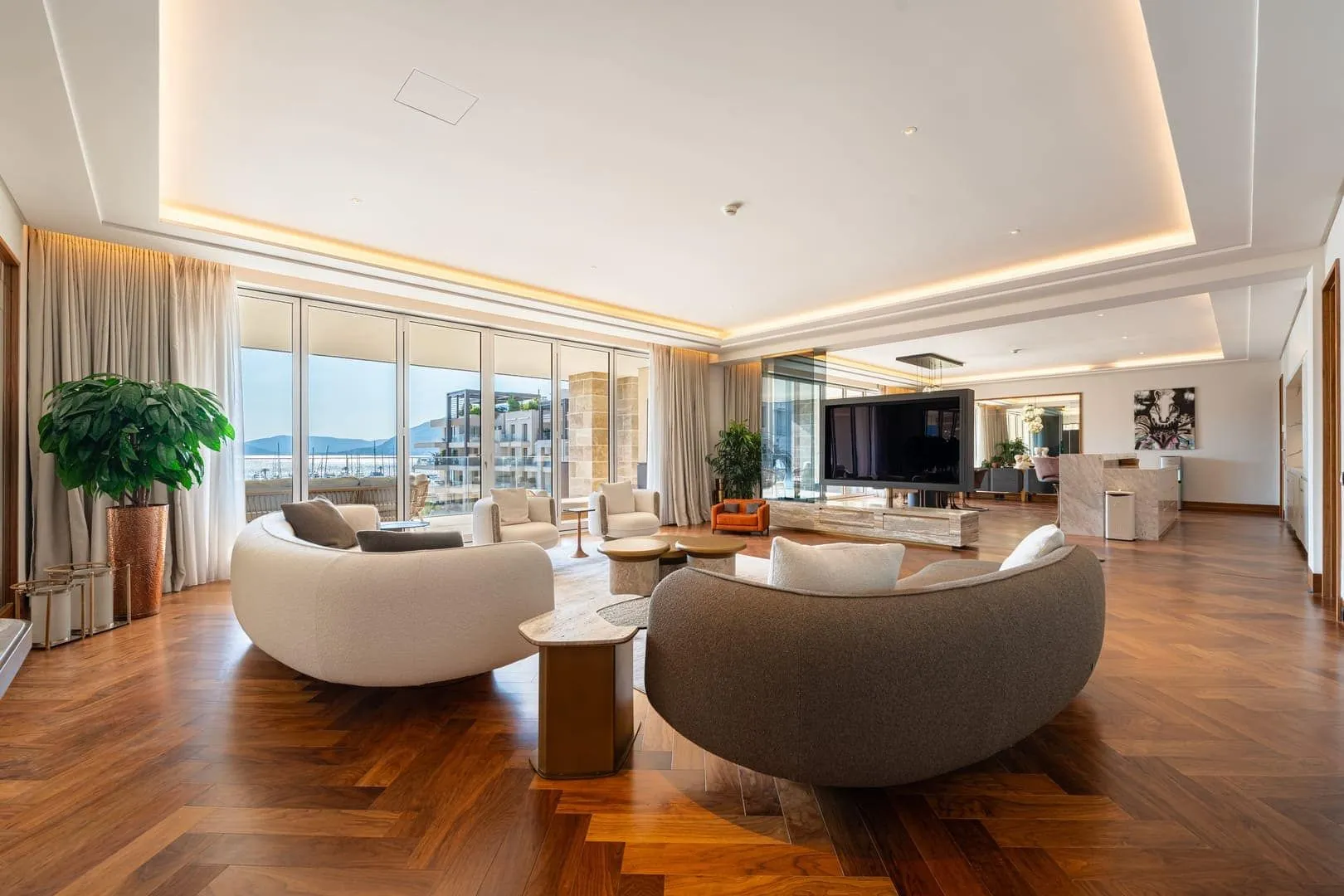Prodaja, četvorosoban stan, 350m², Porto Montenegro, Tivat