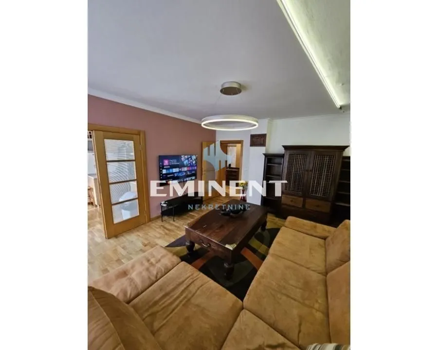 Rent, three bedroom apartment, 80m², Stari Grad, Beograd