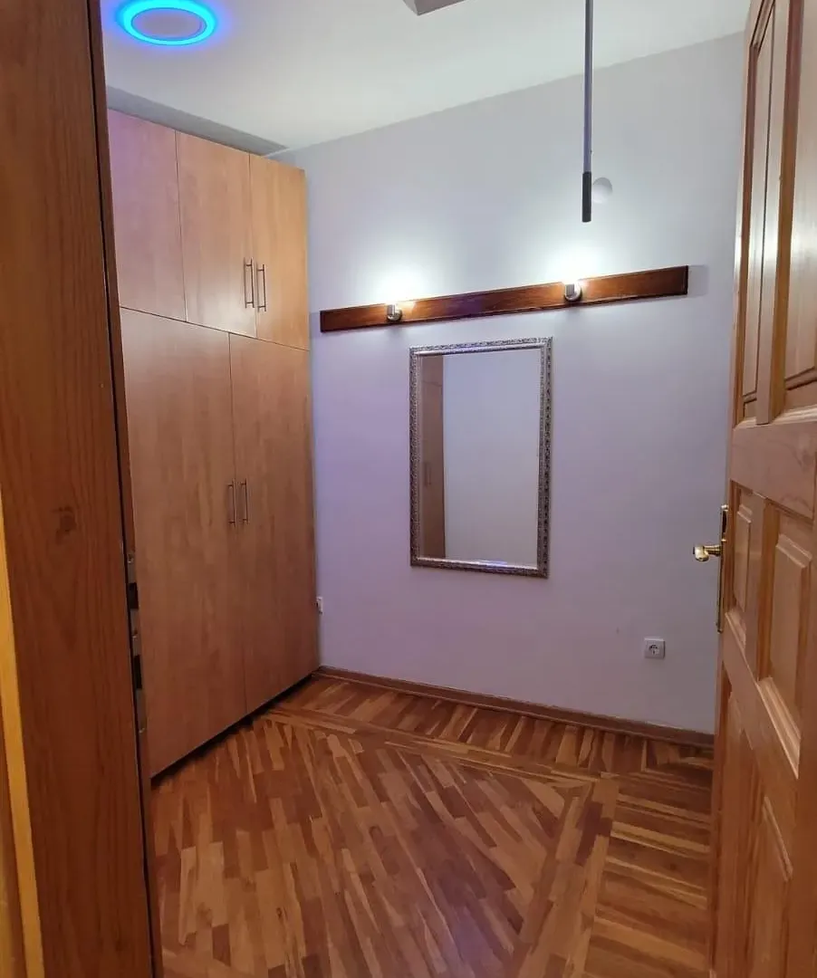 Prodaja, četvorosoban stan, 94m², Vračar Hram, Vračar Sve Podlokacije