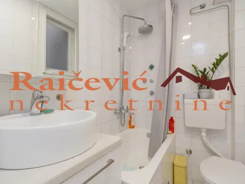 Prodaja, dvosoban stan, 50m², Centar, Kruševac - image 18