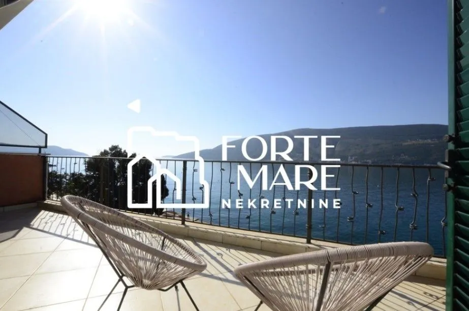 Prodaja, jednosoban stan, 81m², Herceg Novi, Crna Gora