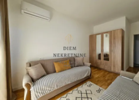 Prodaja, dvosoban stan, 72m², Centar, Bar - image 11