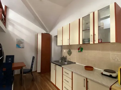 Prodaja, jednosoban stan, 30m², Tivat, Crna Gora - image 2