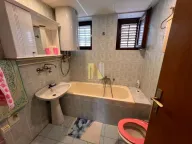 Izdavanje, kuća, 296m², Rumenka, Novi Sad Sve Podlokacije - image 12