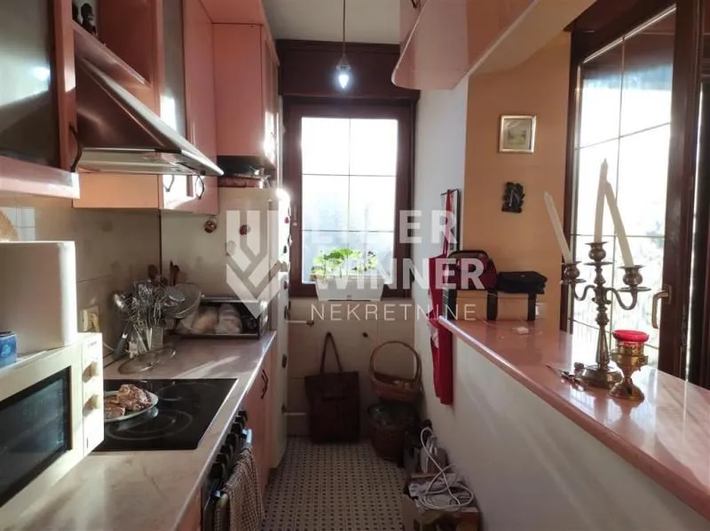 Sale, four bedroom apartment, 110m², Vukov Spomenik, Zvezdara Sve Podlokacije