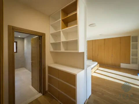 Sale, house, 330m², Centar, Kolašin - image 19