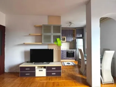 Izdavanje, dvosoban stan, 70m², Medijana, Niš - image 2