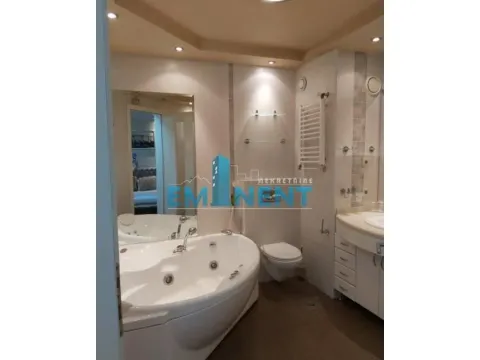 Izdavanje, trosoban stan, 96m², Novi Beograd Blok 29, Novi Beograd Sve Podlokacije - image 10