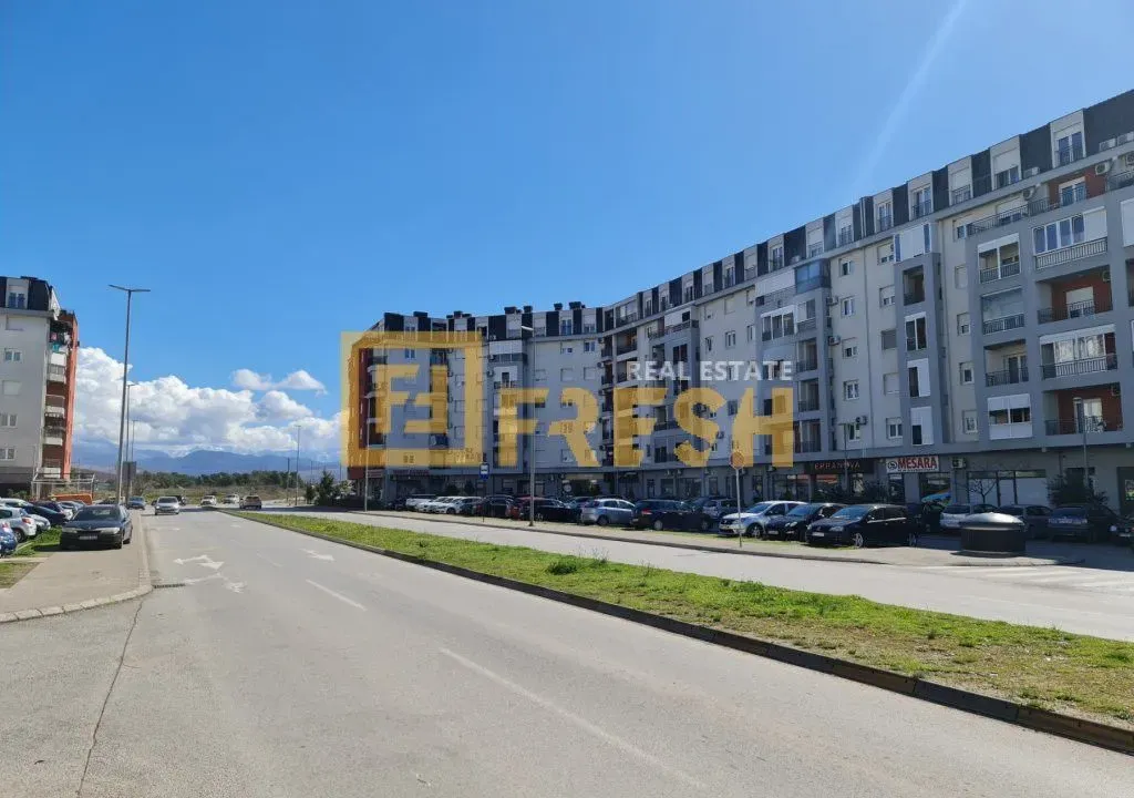 Izdavanje, jednosoban stan, 45m², Stari Aerodrom, Podgorica