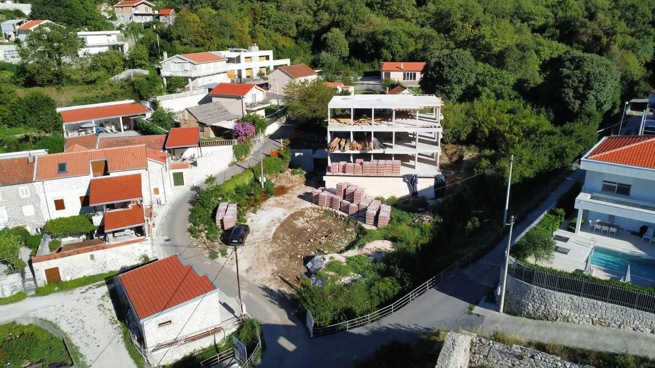 Prodaja, dvosoban stan, 41m², Orahovac, Kotor