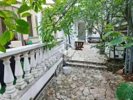 Izdavanje, kuća, 323m², Olimp, Zvezdara Sve Podlokacije - image 8