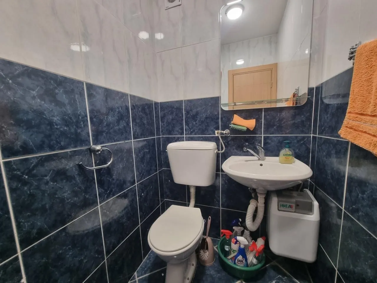 Rent, office space, 43m², Momišići, Podgorica