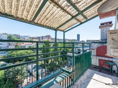 Prodaja, trosoban stan, 105m², Centar, Kruševac - image 20