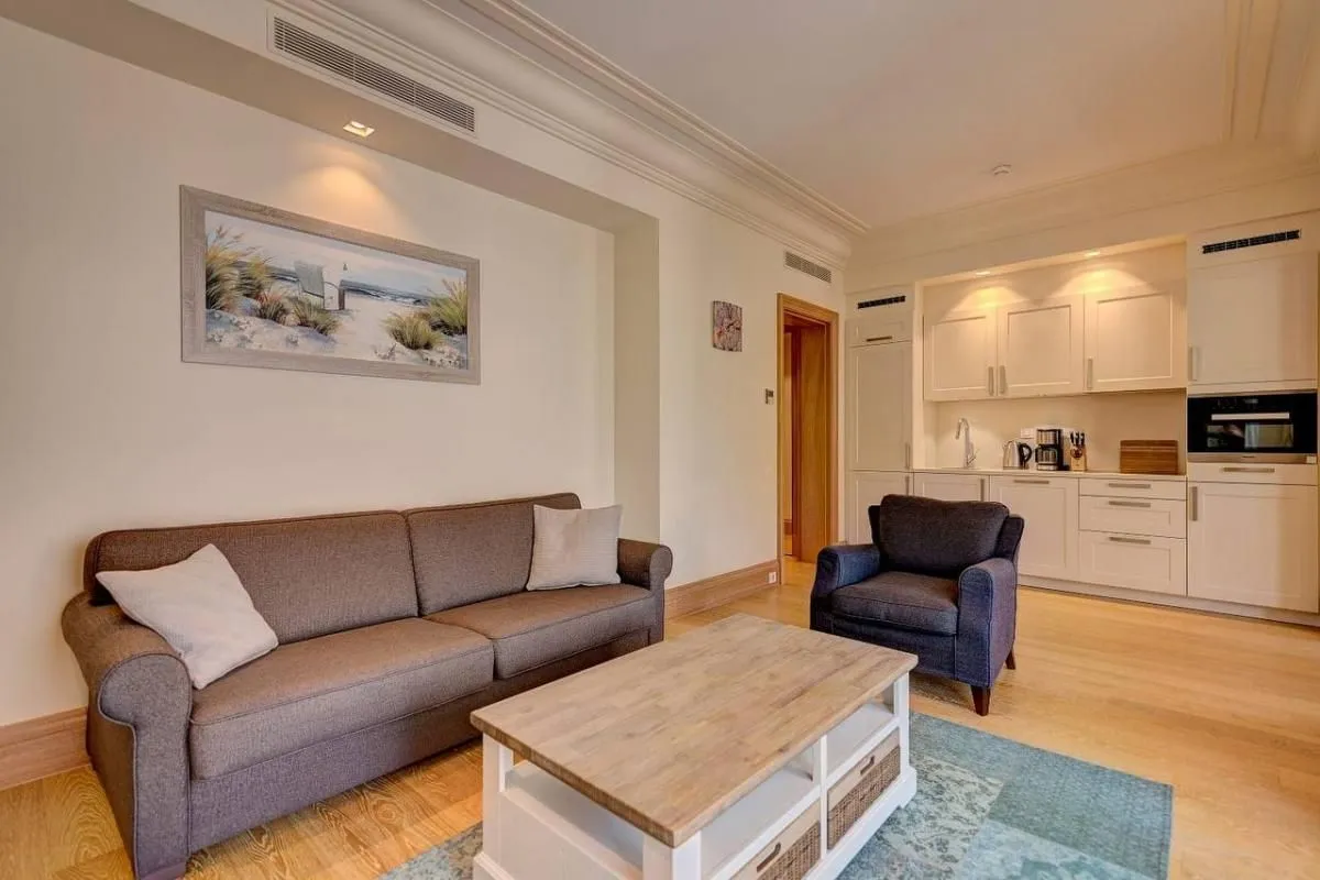 Rent, one bedroom apartment, 79m², Tivat, Crna Gora