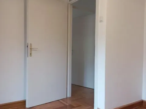 Izdavanje, četvorosoban stan, 82m², Slavija, Vračar Sve Podlokacije - image 14