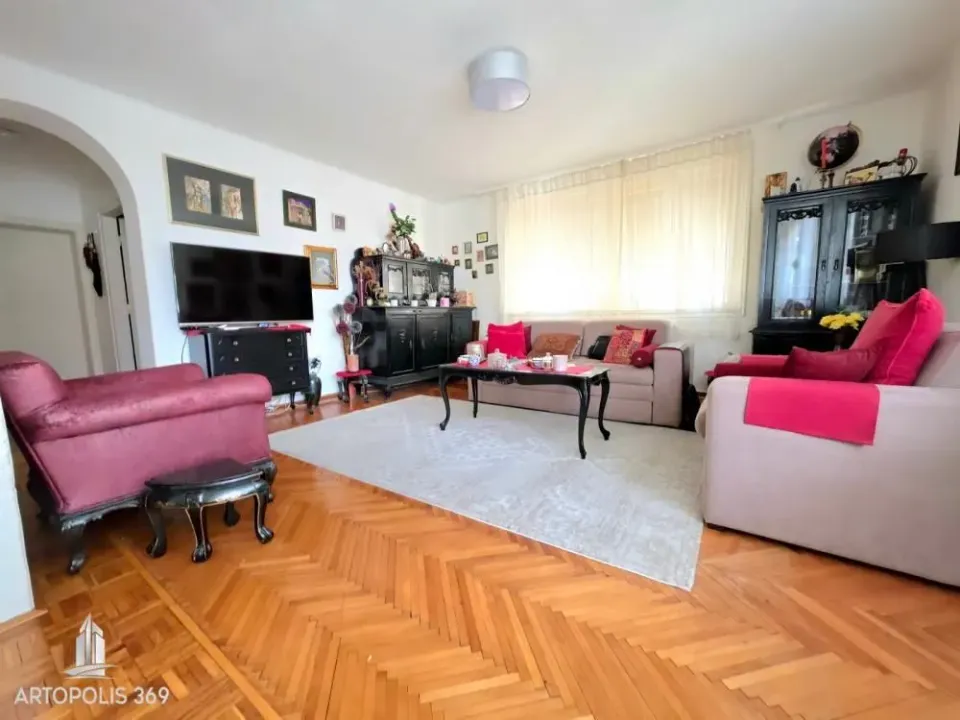 Prodaja, četvorosoban stan, 105m², Čukarica, Beograd