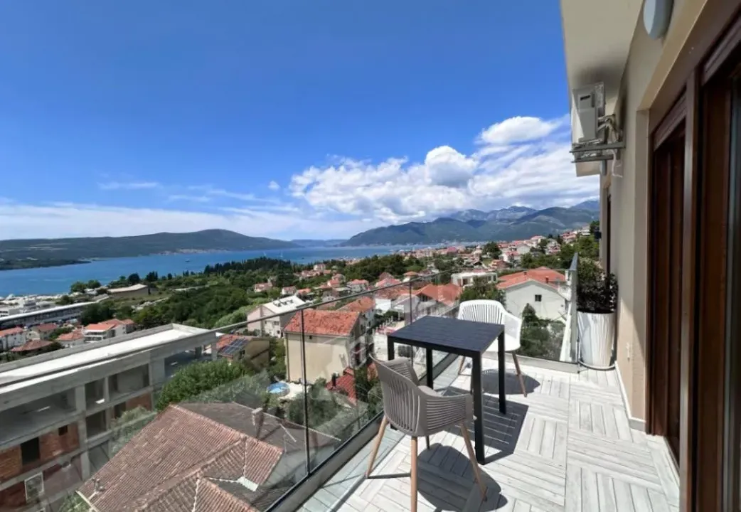 Sale, two bedroom apartment, 68m², Tivat, Crna Gora