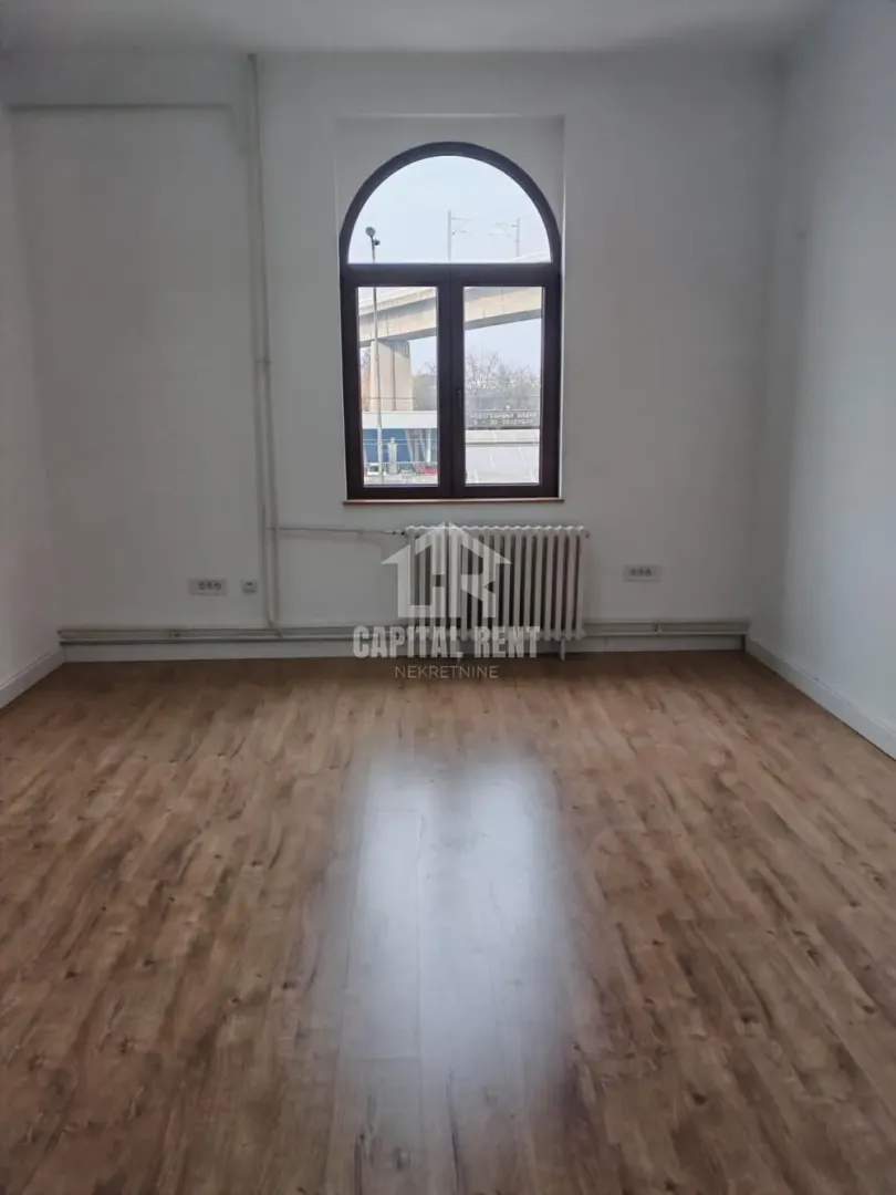 Rent, office space, 26m², Senjak, Beograd